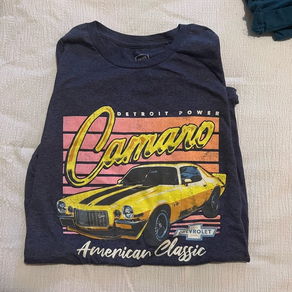 Assorted Graphic T-Shirts - Picture 3 of 7